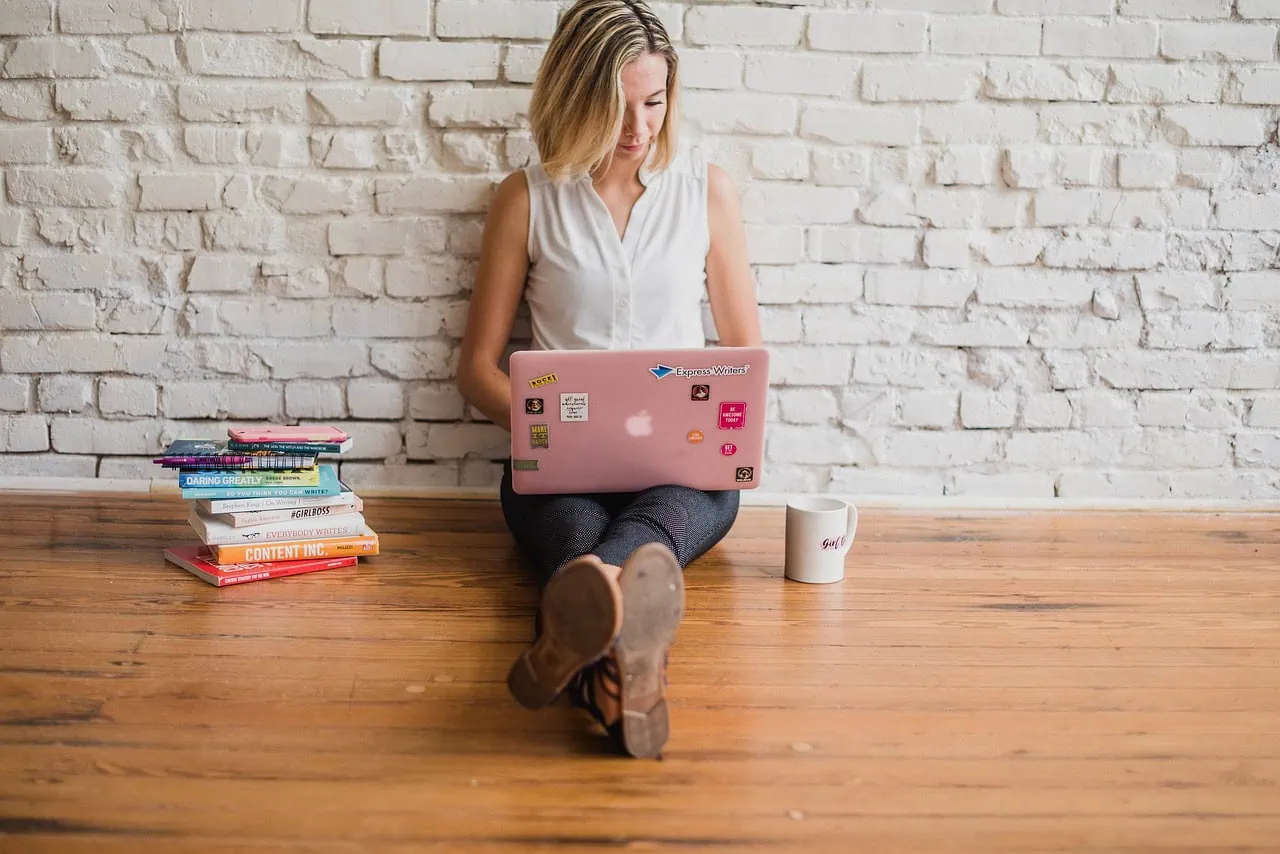 Become a Social Media Influencer